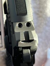 WILSON. COMBAT.45 AcpX TACELITE.NIB - 11 of 19