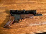 THOMPSON CENTER.218.BEE.WITH.LEUPOLD.2.5.X.6.SCOPE.LIKE.NEW. - 4 of 13