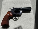 COLT.
PYTHON.
375. MAG.
MADE
IN 1971.
99 %. CONDITION. VERY LITTLE. USEED