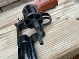 COLT.
PYTHON.
357. MAG.
MADE IN 1982. - 6 of 10