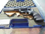 SMITH WESSON MODEL 17-8, 22LR, 6IN, FULL UNDERLUG, MATTE BLUE, 10 SHOT-ALLOY CYL, NEW IN BOX, UNFIRED, PRE LOCK
- 2 of 11
