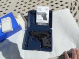 BERETTA ALLEYCAT,MOD 3032,32ACP, TIP UP,DA/SA,BLUE XS BIG DOT NIGHT SIGHT,99% COND ORIG BOX MANUAL
- 6 of 13