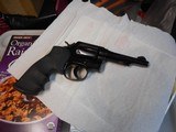 SMITH WESSON MODEL 10-7,4 IN PENCIL BARREL,38 SPEC CAL,BLUE,6 SHOP,HOGUE GRIP ,97% CONDITION - 2 of 6