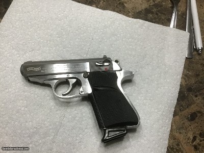Walther USA,Smith Wesson PPK/s,380 stainless,99.9% box,papers