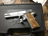 Kimber Stainless Raptor,5 in barrel,45acp,fixed night sights 3 dot,New In factory box,papers,UNfired - 6 of 15