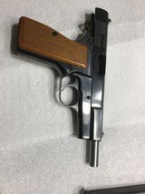 Browning Hi Power, 9mm T series,Belgium made,fixed sights, never fired with Browning pouch - 14 of 15