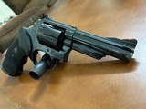 Smith & Wesson 19-3 .357 mag revolver - 4 of 10
