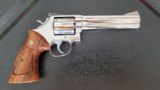 Smith & Wesson model 686 .357 Magnum Revolver - 1 of 7