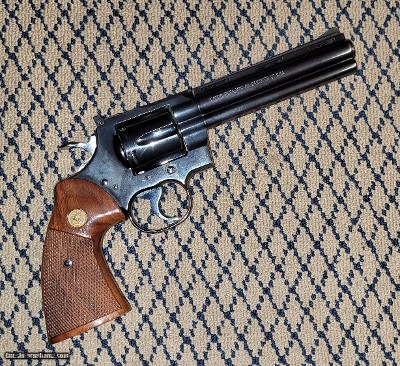 Colt Python 6 in blued, .357 magnum