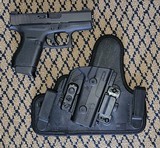 Glock G42 sub-compact .380 semi - auto