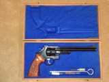 S&W model 27-2 in presentation case - 5 of 8
