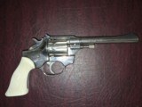 Hi-Standard R-101 9 shot revolver,.22 LR - Image 2 of 4