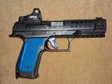 Walther PPQ Q5 Match SF 9mm w/red dot - Image 1 of 8