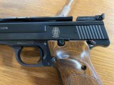 S&W Model 41 - 6 of 8
