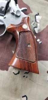 SMITH & WESSON MODEL 686 / .357 MAG - 12 of 13
