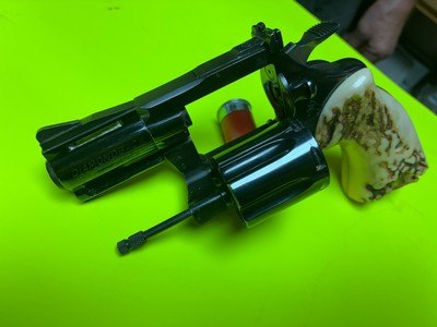 Colt Diamondback 38 special - Image 4 of 5