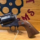 RUGER NEW MODEL SUPER
BLACKHAWK 44MAG - 2 of 12