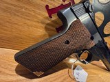 HIGH STANDARD THE VICTOR 22LR HAS MILITARY ON FRAME ALSO
HI STANDARD - 3 of 12