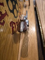 HERE IS A NICE SMITH 10-5 FACTORY NICKEL MADE IN 1975 38 SPECIAL WITH WAYNE CO 1615 ON FRAME - 7 of 9