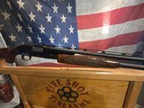 WINCHESTER MODEL 12 IN GREAT SHAPE AND WOOD IS GREAT VENTED RIB 28 INCH BARREL 2 3/4 SHELLS MOD BARREL - 3 of 13