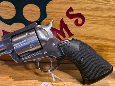 RUGER NEW MODEL BLACKHAWK 357MAGSS - Image 2 of 9