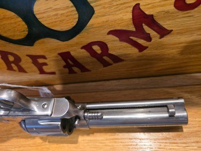RUGER NEW MODEL BLACKHAWK 357MAGSS - Image 8 of 9
