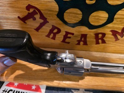 RUGER NEW MODEL BLACKHAWK 357MAGSS - Image 9 of 9