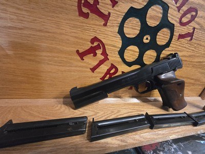 SMITH AND WESSON MODEL 46 22LR - Image 3 of 8