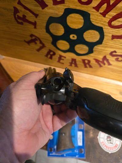 RUGER NEW MODEL SUPER BLACKHAWK 44MAG - Image 10 of 10