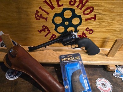 RUGER NEW MODEL SUPER BLACKHAWK 44MAG - Image 2 of 10