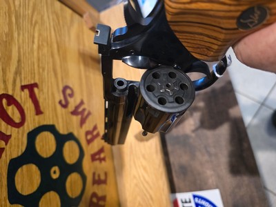 DAN WESSON 22LR REVOLVER - Image 10 of 11