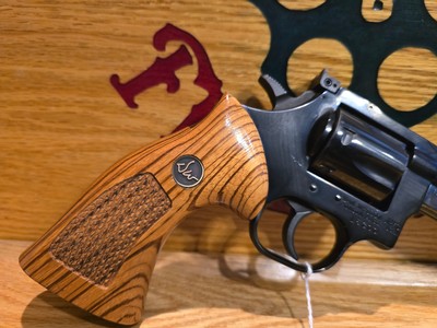 DAN WESSON 22LR REVOLVER - Image 4 of 11