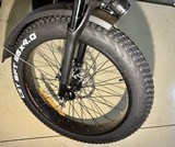 BAKCOU GRIZZLY ELECTRIC SCOOTER 125 MILES ONLY - ALL OFFERS CONSIDERED - 5 of 5