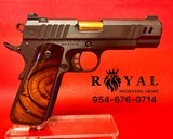 Nighthawk Vice President 4.25" 9mm Brand New! Mammoth grips, polished slide upgrade! - 1 of 10