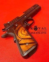 Nighthawk Vice President 4.25" 9mm Brand New! Mammoth grips, polished slide upgrade! - 8 of 10