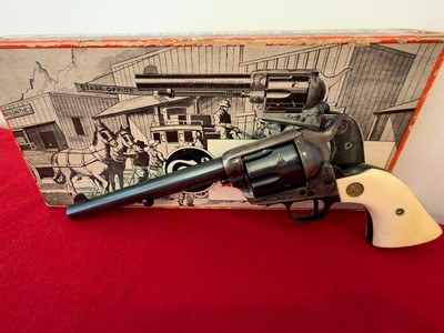 COLT SINGLE ACTION ARMY EARLY GEN 2 NICKEL FINISH FAUX MOTHER OF PEARL GRIPS IN .45 COLT - Image 1 of 10
