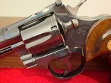 EARLY COLT PYTHON .357 MAGNUM REVOLVER (1962) – 6" BARREL – ROYAL BLUE – BOXED - Image 4 of 11