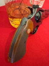 COLT PYTHON .357 MAGNUM REVOLVER – EARLY 1967 PRODUCTION – 4" BARREL – ORIGINAL "SMILEY FACE" WALNUT GRIPS - Image 9 of 9