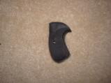 Smith & Wesson Model 325 Grips - 1 of 2