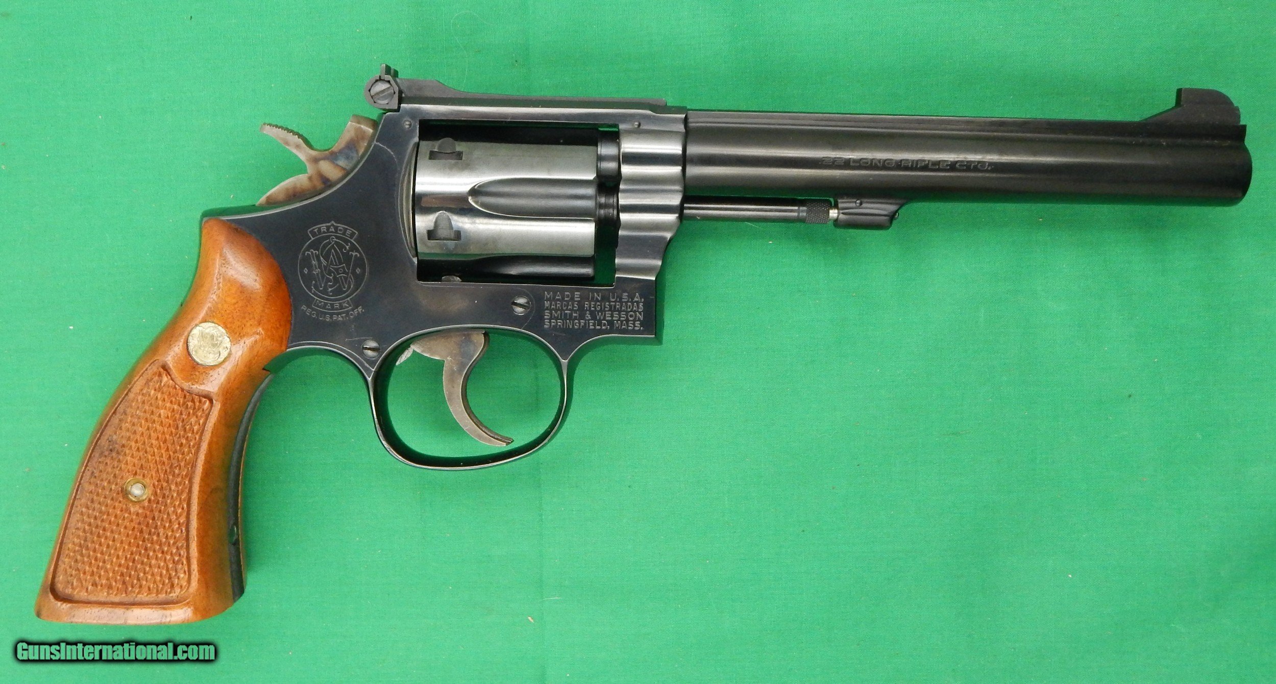 Smith & Wesson Model 17, K22 Minty in the box, Made in the 1960s