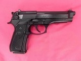 Beretta 92 9mm JS92F300M Made in Italy - 4 of 4