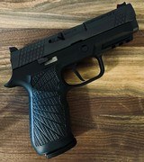 Wilson Combat Sig Sauer WCP320 Carry 9mm WILL SHIP - 4 of 8