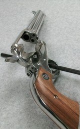 Ruger Vaquero 45 Colt, 5.5 barrelMint In Box!! - 6 of 10