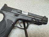 Smith & Wesson M&P 9 - 2 of 10