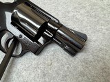 Smith & Wesson model 37 38 Special - 7 of 12