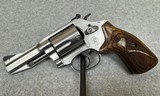 Smith & Wesson 60-15 357 Mag - 5 of 8