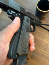 Colt 1911 Light Weight Commander .45 - 2 of 15