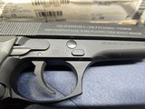 Beretta model 92 compact L 9mm - 5 of 11