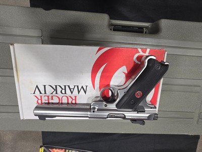 Ruger mk IV target stainless 22lr