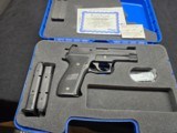 Sigarms p226 navy NSW 9MM - 1 of 7
